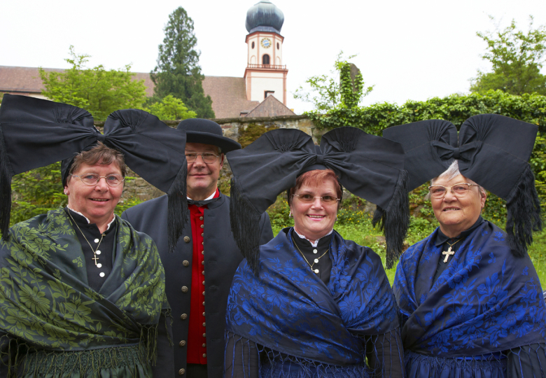 Trachtengruppe1